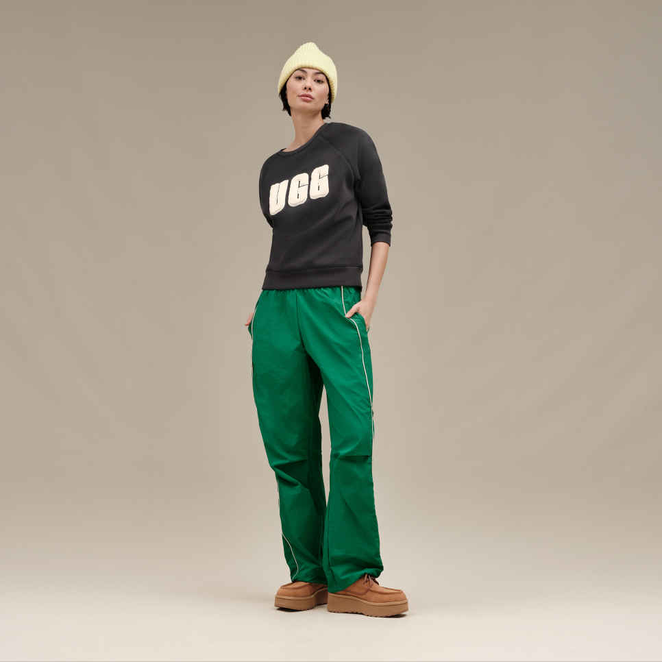 Madeline Fuzzy Logo Crewneck | UGG